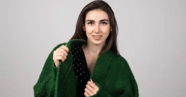 How to Get Fuzz off Clothes