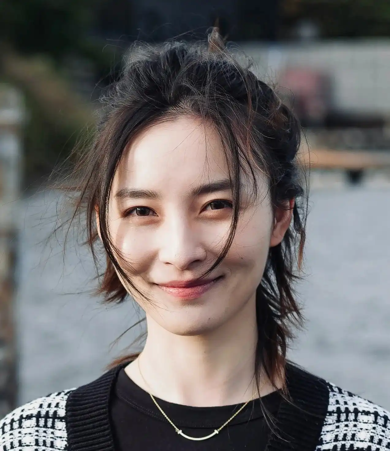 before stray hairs removal 1 ほつれ毛除去する前の画像