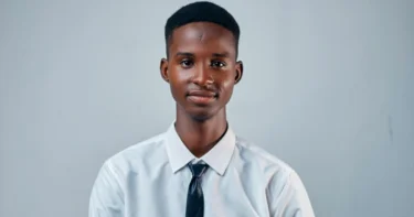 Senior Picture Editing – Perfect Your Outfits with Evoto Senior Picture Editing