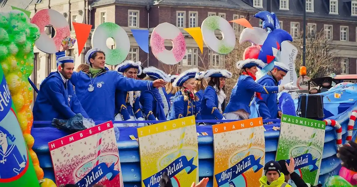 karneval1 1 Perfekte Karnevalsbilder trotz Chaos: Tipps für Aufnahme & Bearbeitung mit Evoto