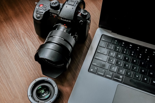 Beginner feeling frustrated while using photo editing software before switching to easier AI photo editing software