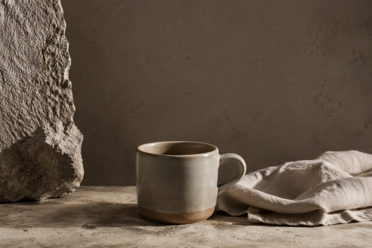 Still life composition using limited color and soft light to keep attention on the subject