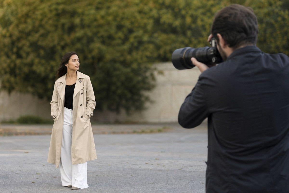 image 34 Photographer using distance and focal length to simplify a portrait background